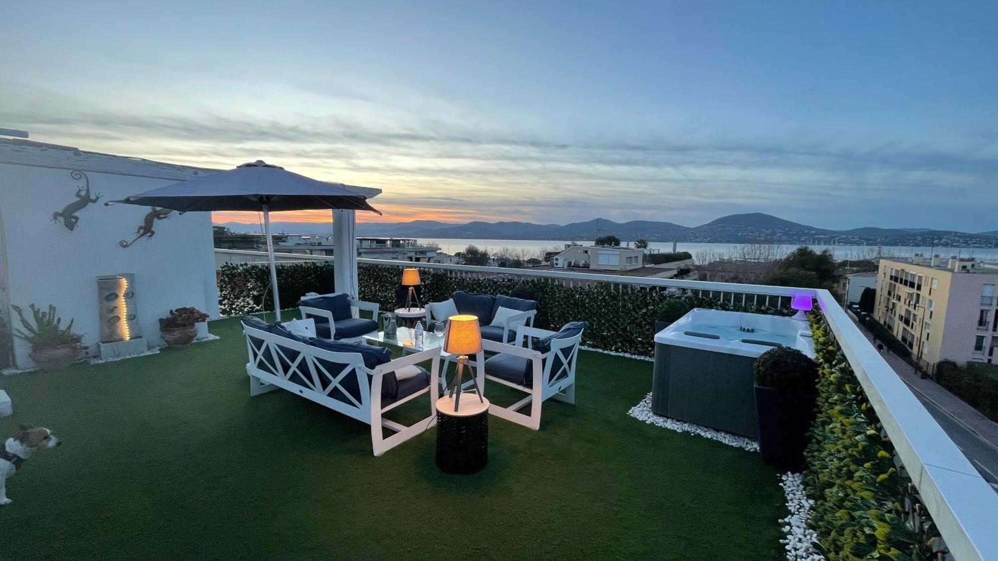 Apartamento Saint Tropez Sea View Penthouse Exterior foto
